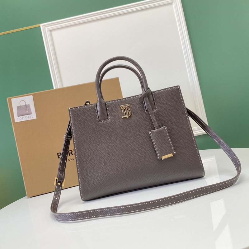 B**rry shopping bags